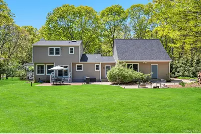 5 Barbara Anne Street, Manorville, NY 11949 - Photo 37