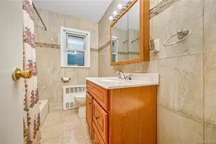 876 Oliver Ave, Westbury, NY 11590 - Photo 7
