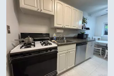 2333 Palmer Avenue #2F, New Rochelle, NY 10801 - Photo 5