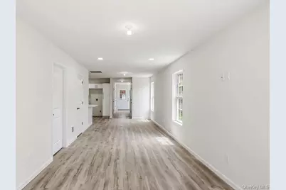 27 Wayne Avenue, West Haverstraw, NY 10993 - Photo 9