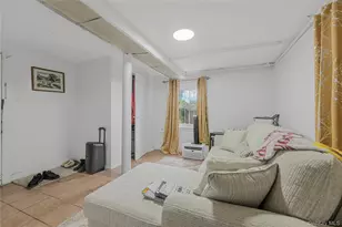 4733 Carpenter Ave, Bronx, NY 10470 - Photo 21
