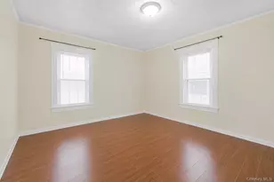 4733 Carpenter Ave, Bronx, NY 10470 - Photo 15