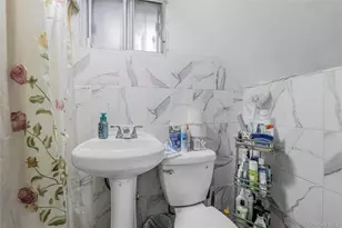 4733 Carpenter Ave, Bronx, NY 10470 - Photo 17