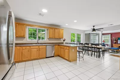 33 Sutherland Drive, Highland Mills, NY 10930 - Photo 21