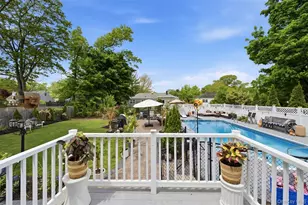 12 Browning Dr, Greenlawn, NY 11740 - Photo 23