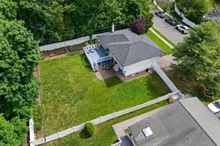 6 Holly Ln, Jericho, NY 11753 - Photo 27