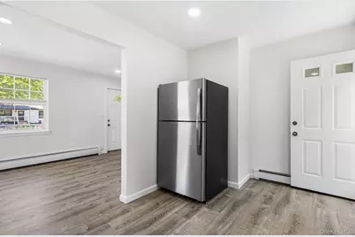 511 Bourdois Avenue, Bellport, NY 11713 - Photo 9