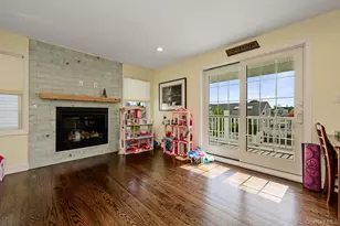 75 Curley St, Long Beach, NY 11561 - Photo 9