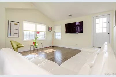 75 Curley Street, Long Beach, NY 11561 - Photo 5