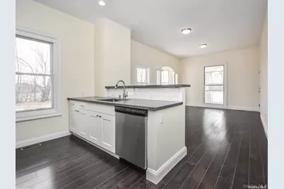 15 Summit Place #1E, Glen Cove, NY 11542 - Photo 9