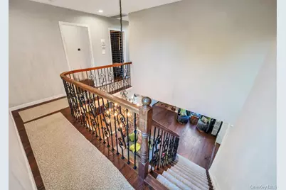 357 Wynsum Avenue, Merrick, NY 11566 - Photo 25