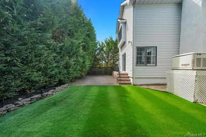 357 Wynsum Avenue, Merrick, NY 11566 - Photo 39