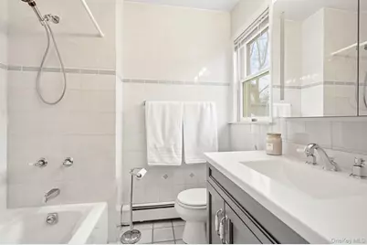 39 Lambert Lane, New Rochelle, NY 10804 - Photo 21