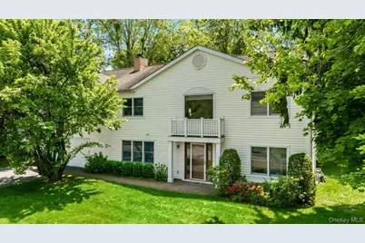 39 Lambert Lane, New Rochelle, NY 10804 - Photo 1