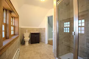 69-56 Exeter St, Forest Hills, NY 11375 - Photo 19
