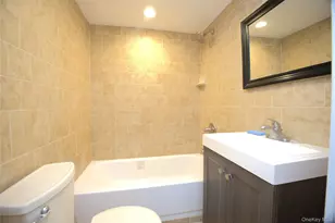 69-56 Exeter St, Forest Hills, NY 11375 - Photo 21