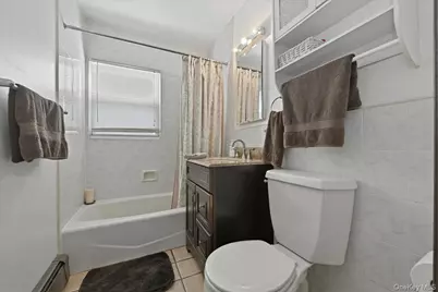 13 Grove Lane, Levittown, NY 11756 - Photo 19
