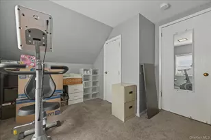 13 Grove Ln, Levittown, NY 11756 - Photo 25