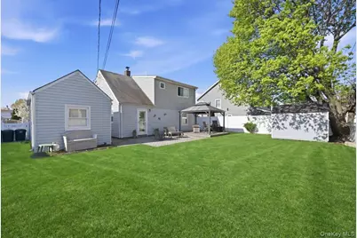 13 Grove Lane, Levittown, NY 11756 - Photo 29