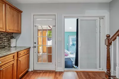 119 N 1st Avenue, Bay Shore, NY 11706 - Photo 35