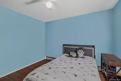119 N 1st Avenue, Bay Shore, NY 11706 - Photo 21
