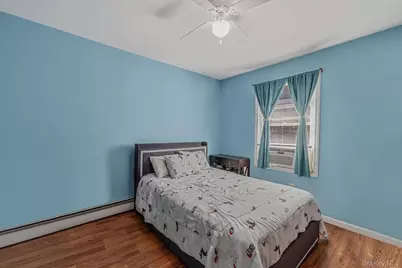 119 N 1st Avenue, Bay Shore, NY 11706 - Photo 19