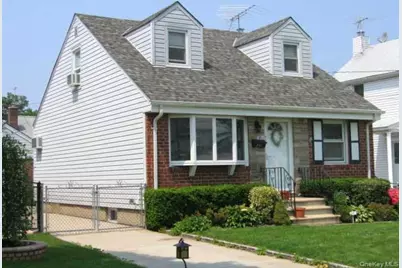 251 McKinley Parkway, Mineola, NY 11501 - Photo 1