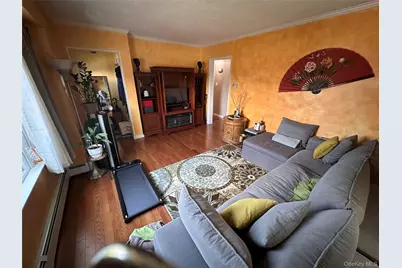 568 Irving Street, Westbury, NY 11590 - Photo 7