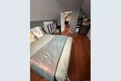568 Irving Street, Westbury, NY 11590 - Photo 21
