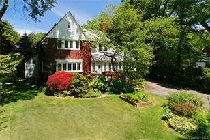 10 Crescent Rd, Port Washington, NY 11050 - Photo 33