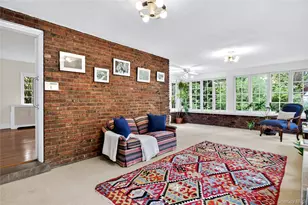 10 Crescent Rd, Port Washington, NY 11050 - Photo 7