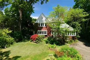 10 Crescent Rd, Port Washington, NY 11050 - Photo 35