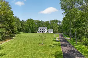 28 Bethlehem Rd, New Windsor, NY 12553 - Photo 3