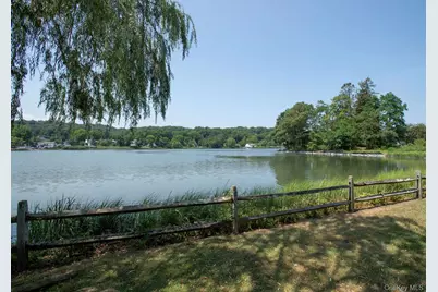 35 Prospect Road, Centerport, NY 11721 - Photo 5
