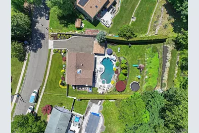 12 Pelham Avenue, Nanuet, NY 10954 - Photo 1