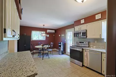 10 The Drive, Westtown, NY 10998 - Photo 5
