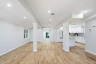 17 Tatterson St, Roslyn, NY 11576 - Photo 11
