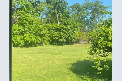 27 Martin Court, Great Neck, NY 11024 - Photo 21