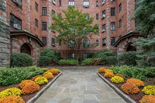 45 Pondfield Rd W, Bronxville, NY 10708 - Photo 3