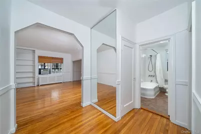 45 Pondfield Road W #1G, Bronxville, NY 10708 - Photo 5