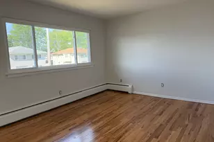 65 Florida Ave, Island Park, NY 11558 - Photo 3