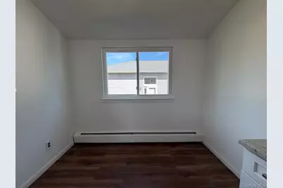 65 Florida Avenue, Island Park, NY 11558 - Photo 9