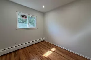65 Florida Ave, Island Park, NY 11558 - Photo 7