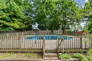 74 Lincoln Ave, Islip Terrace, NY 11752 - Photo 41