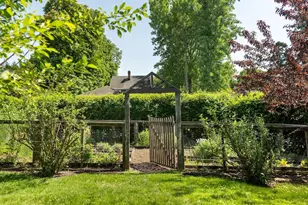 10 Sherman Ave, Dobbs Ferry, NY 10522 - Photo 35