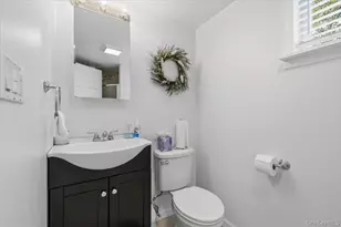 745 Greenbelt Pkwy W, Holbrook, NY 11741 - Photo 19