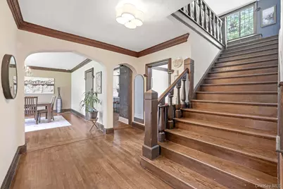 14 Overhill Road, New Rochelle, NY 10804 - Photo 5