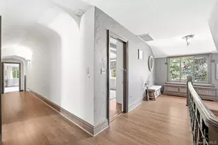 14 Overhill Rd, New Rochelle, NY 10804 - Photo 23
