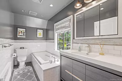 14 Overhill Road, New Rochelle, NY 10804 - Photo 37