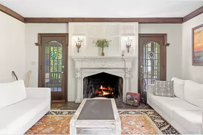 14 Overhill Road, New Rochelle, NY 10804 - Photo 9